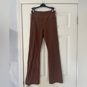 Hollister Brown Ultra High Rise Bootcut Leggings - Women's Medium